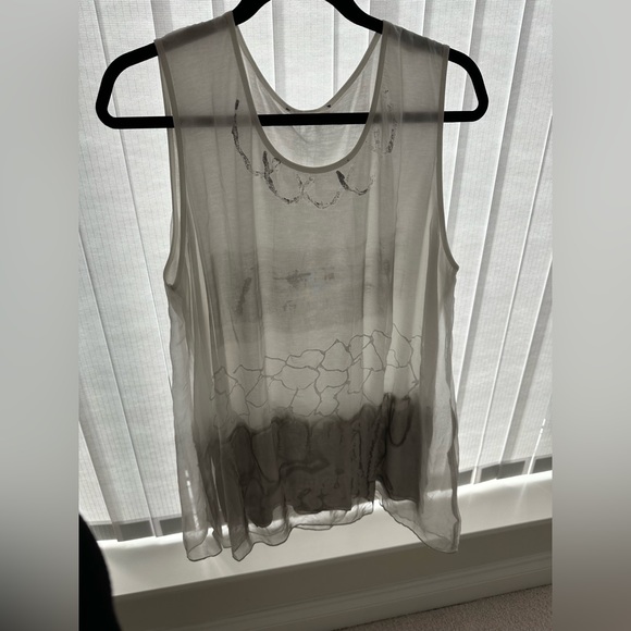 Top - Picture 2 of 3